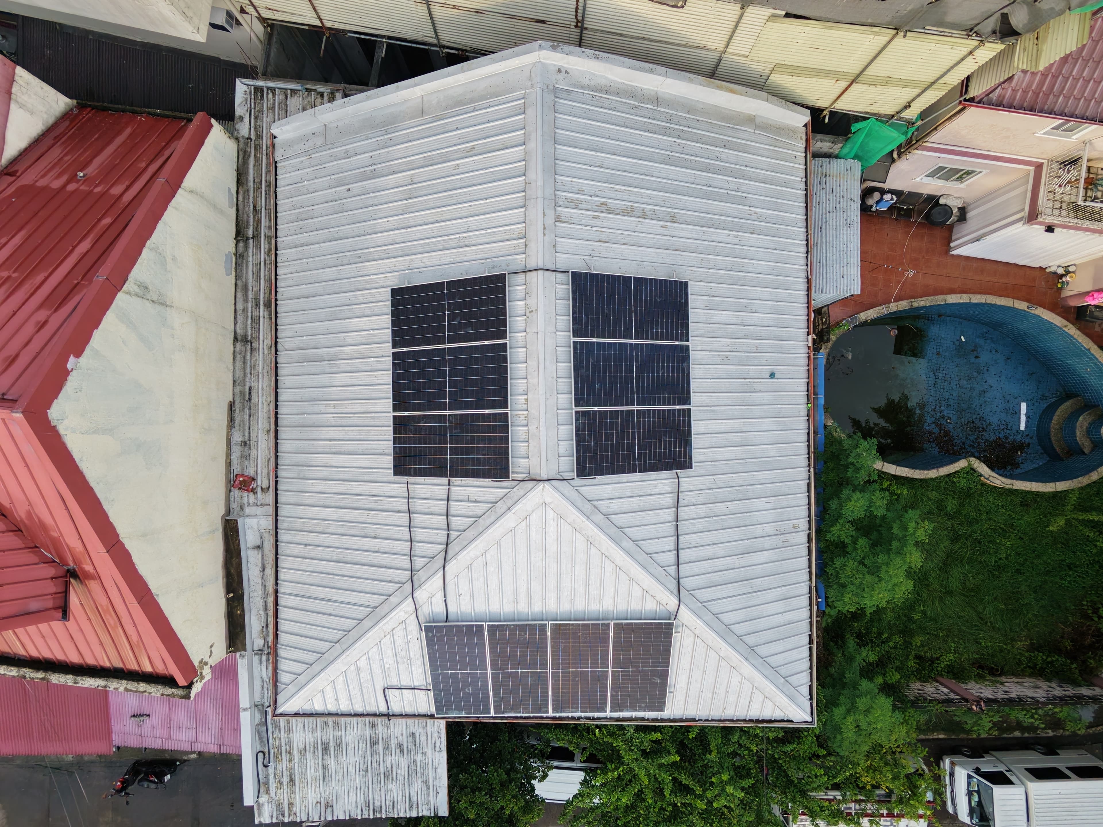 A completed Solarna solar installation on a home in Cainta.